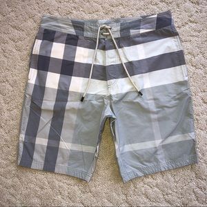 Burberry Brit Shorts Men’s L Board Swim Nova Check